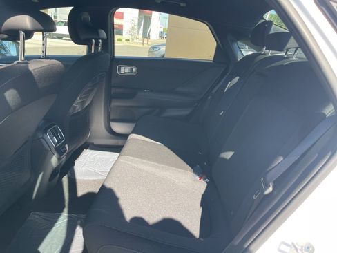 New 2025 Hyundai Ioniq 6 SE image 15