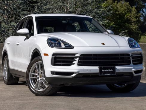 Certified 2021 Porsche Cayenne AWD/4WD image 6