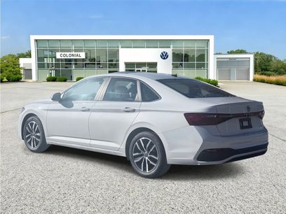 New 2025 Volkswagen Jetta SE