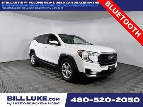 Used 2024 GMC Terrain SLE image 1