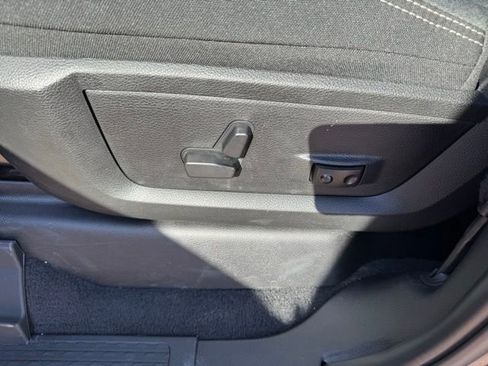 Used 2025 RAM 2500 Big Horn image 11