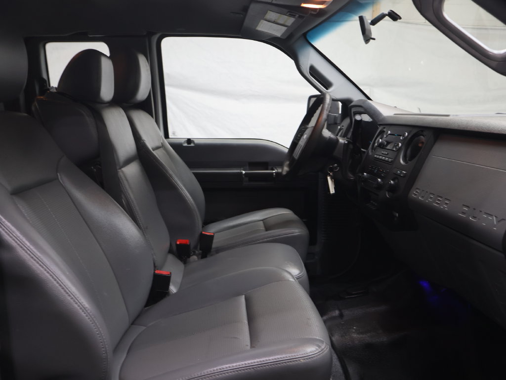 Used 2015 Ford F250 XL w/ Power Equipment Group AWD/4WD image 9