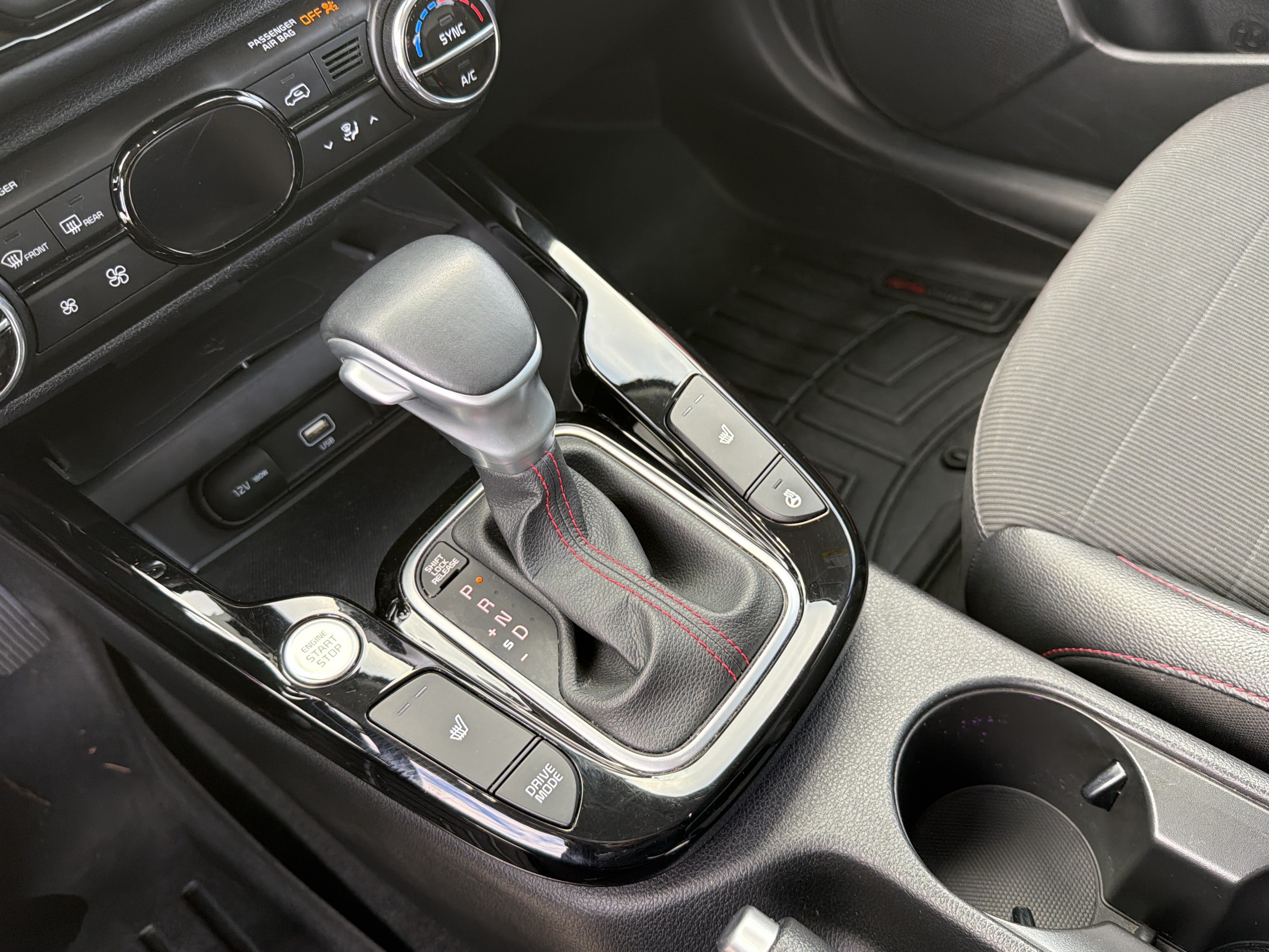 Used 2021 Kia Soul Turbo FWD image 26