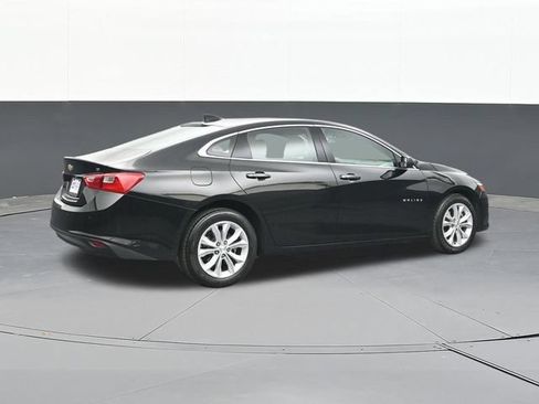 Used 2025 Chevrolet Malibu LT FWD image 15