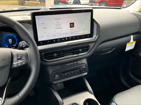 New 2025 Ford Bronco Sport Outer Banks w/ Outer Banks Tech Package+ image 6