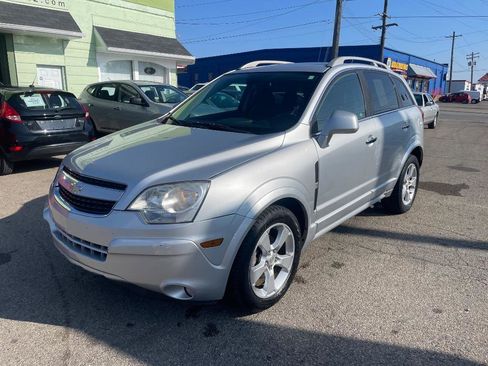 Used 2014 Chevrolet Captiva Sport LT w/ Convenience Package image 1