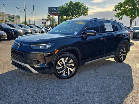 Used 2025 Volkswagen Tiguan S image 23