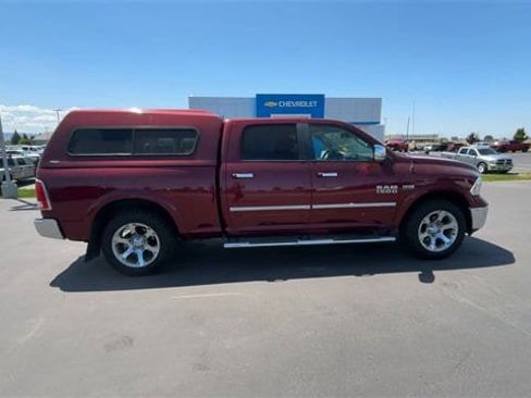 Used 2017 RAM 1500 Laramie w/ Convenience Group image 9