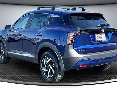 New 2026 Nissan Kicks SV w/ Charging Package image 3