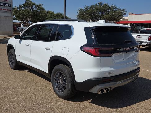 New 2026 GMC Acadia Elevation FWD image 3