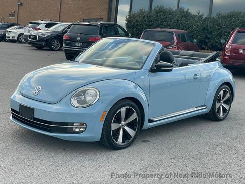 Used 2013 Volkswagen Beetle Turbo 60's Edition image 9
