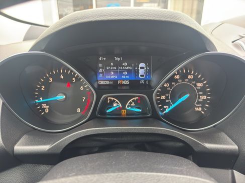 Used 2018 Ford Escape SE w/ Ford Safe & Smart Package image 9