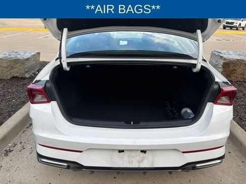 Used 2023 Kia K5 GT-Line image 13