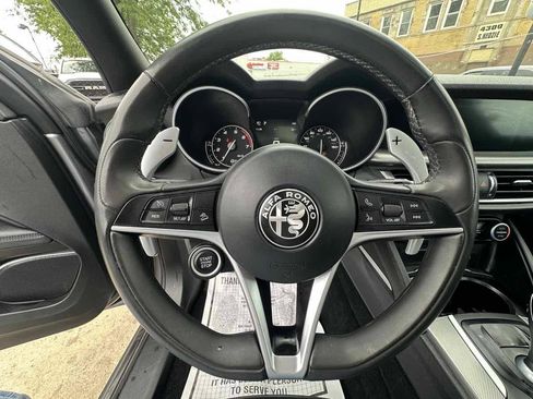 Used 2018 Alfa Romeo Stelvio Ti Sport AWD/4WD image 14