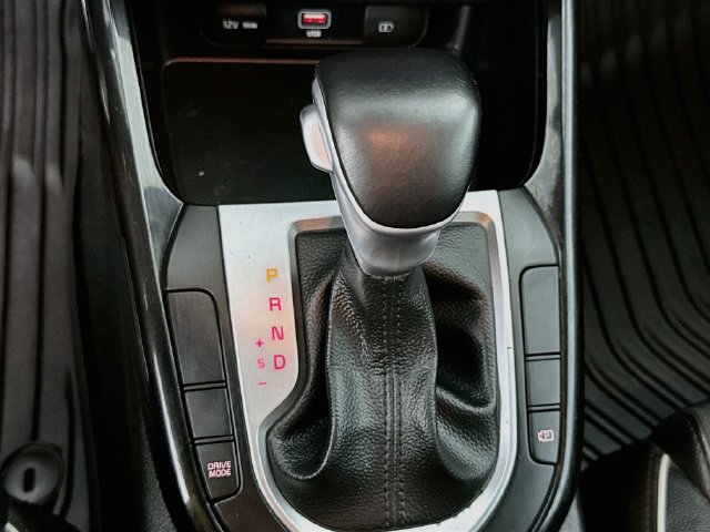 Used 2023 Kia Forte GT-Line w/ GT-Line Technology Package FWD image 17