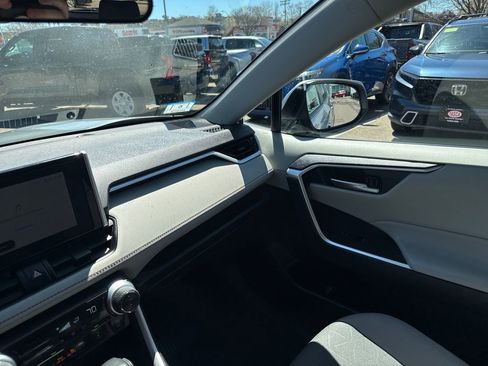 Used 2025 Toyota RAV4 XLE w/ Weather Package AWD/4WD image 26