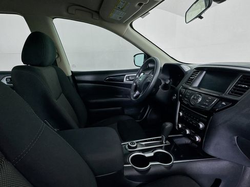 Used 2020 Nissan Pathfinder S AWD/4WD image 27