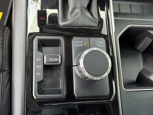 Used 2024 Toyota Tundra Limited AWD/4WD image 21