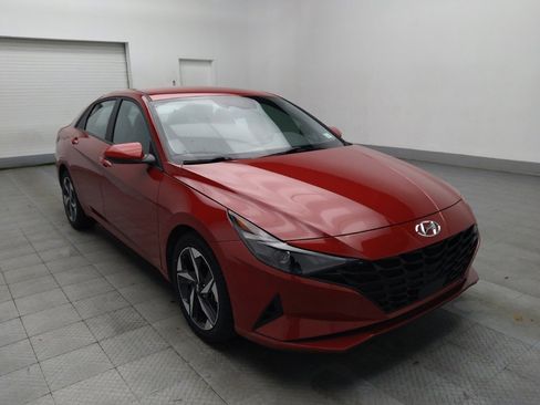 Used 2023 Hyundai Elantra SEL w/ Convenience Package image 13