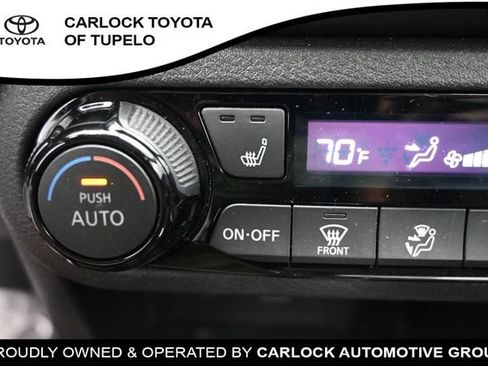 Used 2023 Nissan Kicks SR w/ SR Premium Package FWD image 28