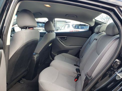 Used 2013 Hyundai Elantra GLS image 15
