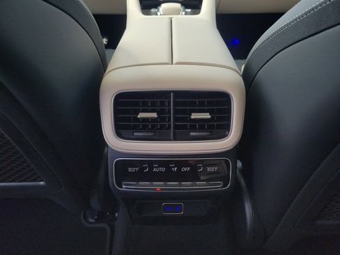 New 2026 Mercedes-Benz GLE 53 AMG 4MATIC image 16