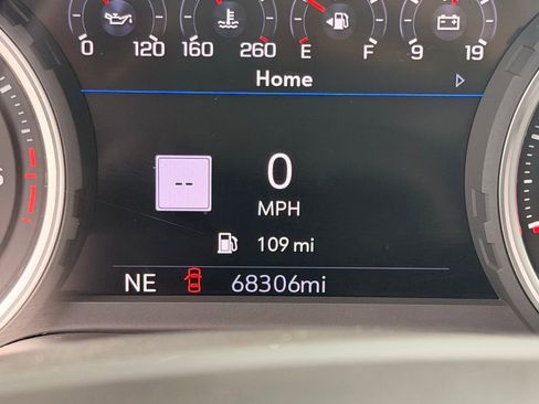 Used 2020 Chevrolet Silverado 1500 High Country w/ Technology Package AWD/4WD image 15