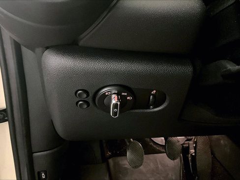Used 2016 MINI Cooper 4-Door Hardtop image 30