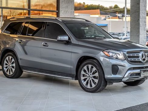 Used 2018 Mercedes-Benz GLS 450 4MATIC w/ Premium Package image 4