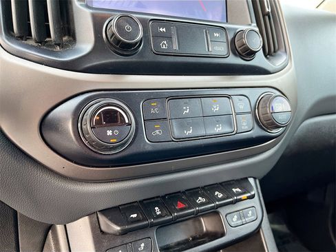 Used 2019 Chevrolet Colorado Z71 image 15
