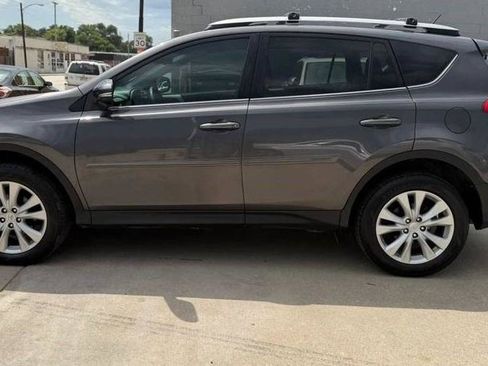 Used 2015 Toyota RAV4 Limited w/ Technology Package FWD image 8