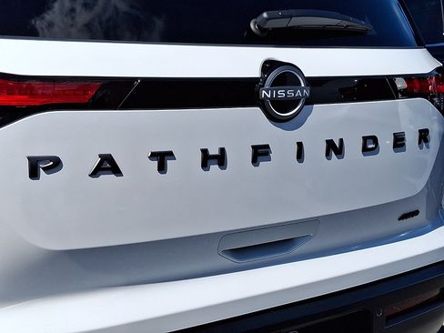 New 2026 Nissan Pathfinder SV AWD/4WD image 6