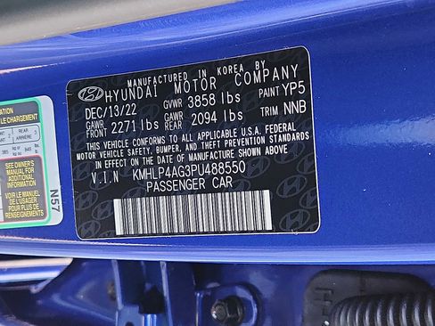 Used 2023 Hyundai Elantra Limited image 27