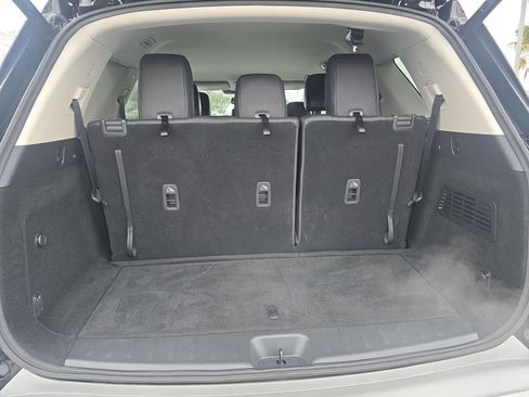 Used 2022 Nissan Pathfinder SL image 27