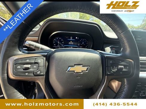 Certified 2022 Chevrolet Suburban High Country w/ Premium Package AWD/4WD image 11