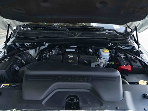 Used 2022 RAM 2500 Limited AWD/4WD image 40