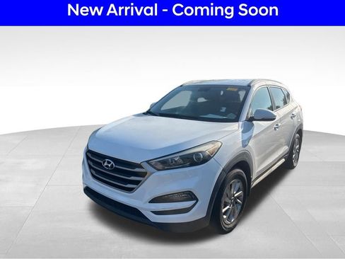 Used 2018 Hyundai Tucson SEL Plus image 2