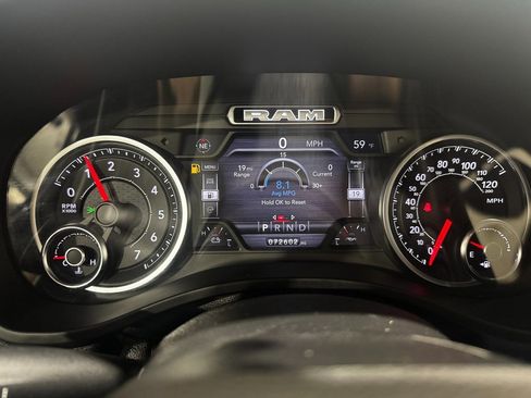 Used 2019 RAM 1500 Laramie w/ Sport Appearance Package image 7