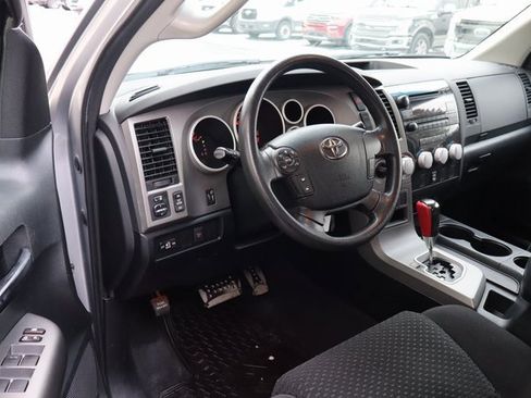 Used 2011 Toyota Tundra SR5 image 4