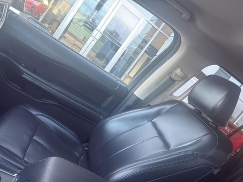 Used 2024 Ford Expedition XLT image 22