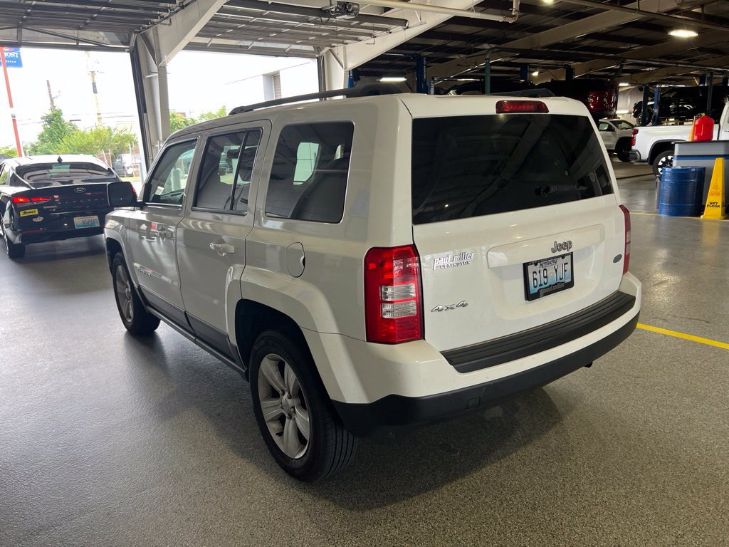 Used 2017 Jeep Patriot Latitude AWD/4WD image 4