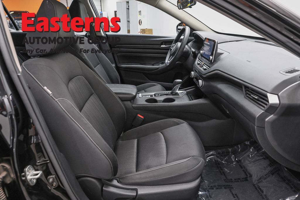 Used 2020 Nissan Altima 2.5 S AWD/4WD image 23