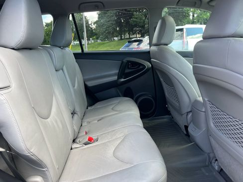 Used 2011 Toyota RAV4 Limited AWD/4WD image 14