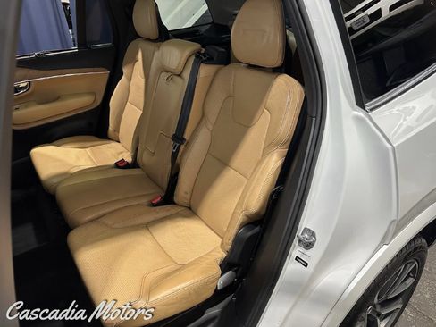 Used 2016 Volvo XC90 T6 AWD/4WD image 10