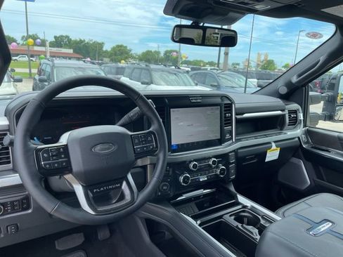 New 2025 Ford F250 Platinum image 14