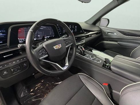 Used 2023 Cadillac Escalade Sport w/ LPO, ONYX Package AWD/4WD image 18