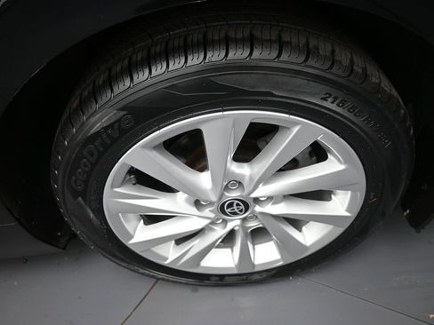 Certified 2023 Toyota Camry LE image 15