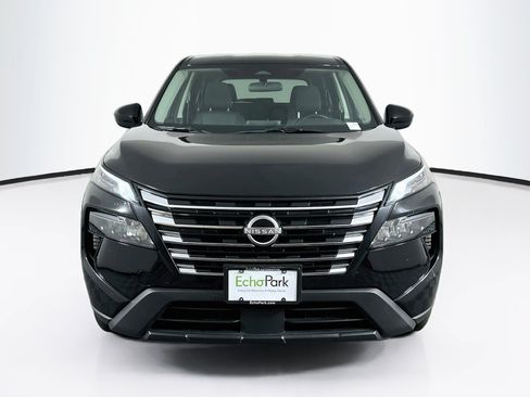 Used 2025 Nissan Rogue SV FWD image 2
