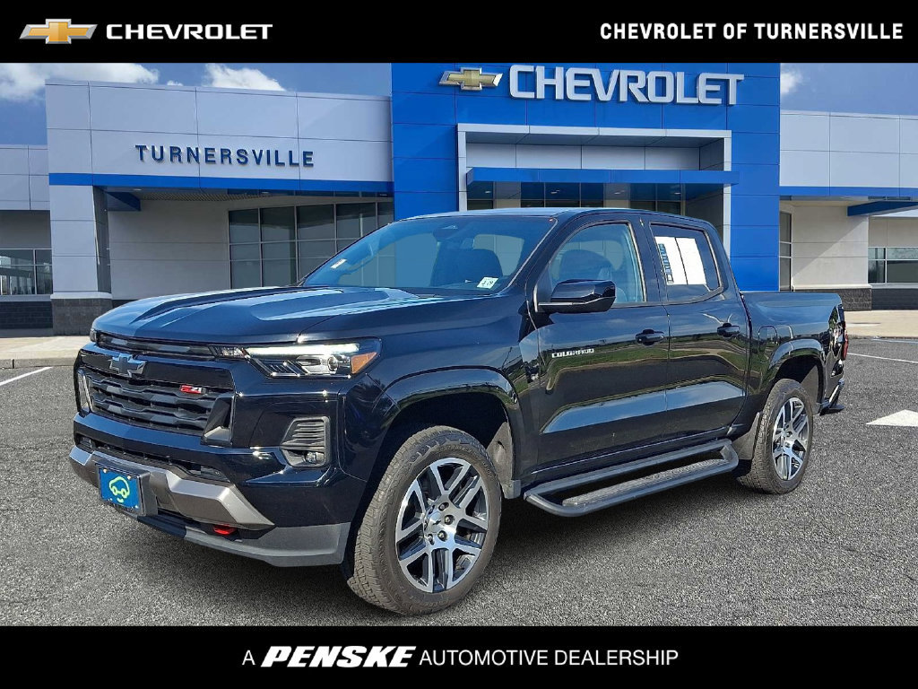 Certified 2024 Chevrolet Colorado Z71 AWD/4WD image 1