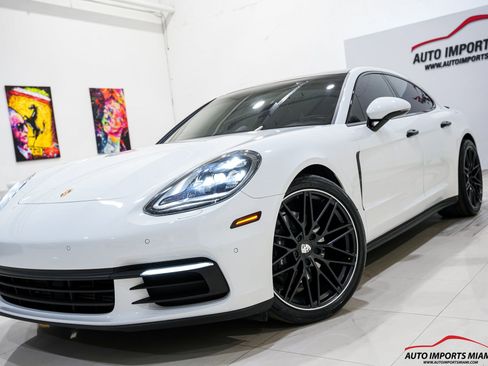 Used 2018 Porsche Panamera image 36